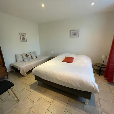 Piscine Intérieure Privée Chauffee Toute L Annee Et St Martin Saint-Martin-l'Hortier