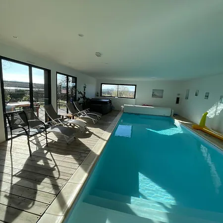 Caramelle Piscine Interieure Privee Chauffee Toute L Annee Et St Martin