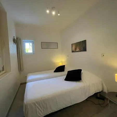 Holiday home Caramelle Piscine Interieure Privee Chauffee Toute L Annee Et St Martin *