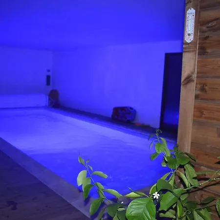 Casa vacanze Piscine Intérieure Privée Chauffee Toute L Annee Et St Martin *