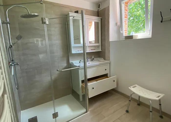 Caramelle Piscine Interieure Privee Chauffee Toute L Annee Et St Martin Holiday home Saint-Martin-l'Hortier