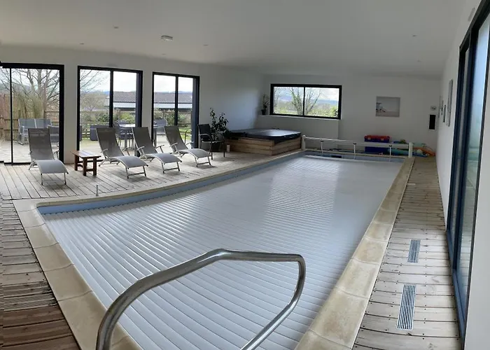 Caramelle Piscine Interieure Privee Chauffee Toute L Annee Et St Martin * Saint-Martin-l'Hortier