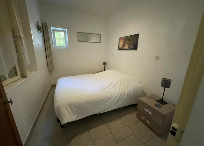 Caramelle Piscine Interieure Privee Chauffee Toute L Annee Et St Martin *