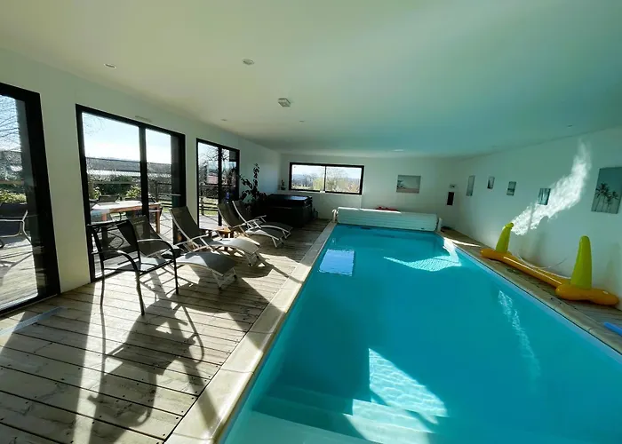 Holiday home Caramelle Piscine Interieure Privee Chauffee Toute L Annee Et St Martin